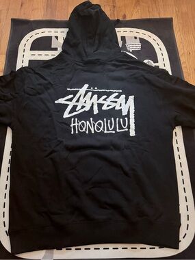 Stussy Black Hoodie Honolulu Size L